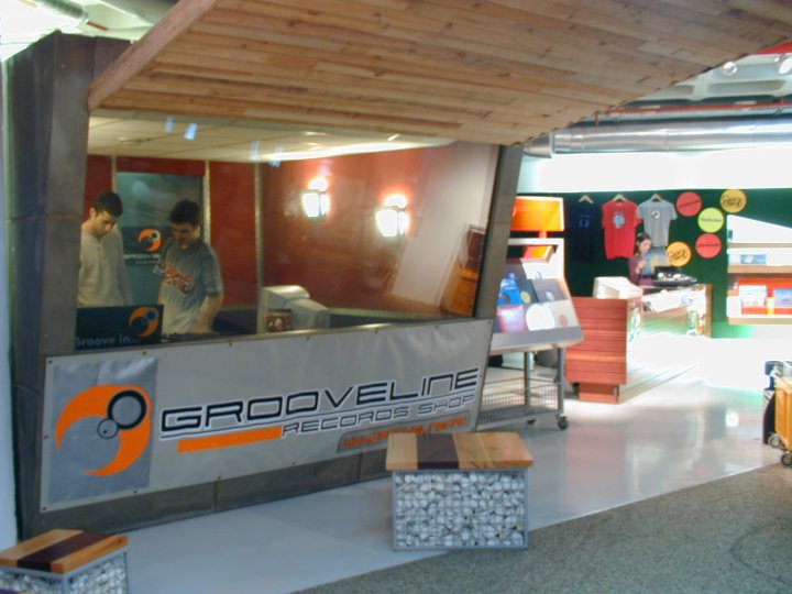 Grooveline Records Store 2001